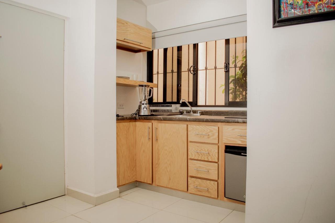 Suites Cervantes Chihuahua Exterior photo