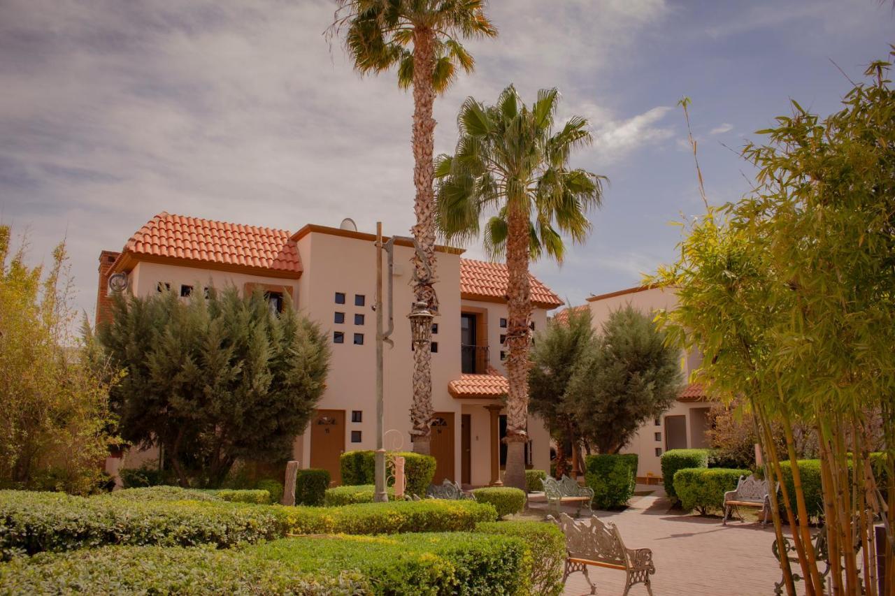Suites Cervantes Chihuahua Exterior photo